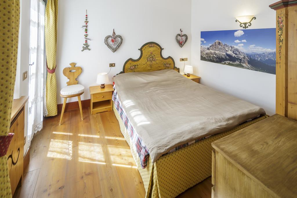 Villa Ronco - Stayincortina Cortina d'Ampezzo Room photo